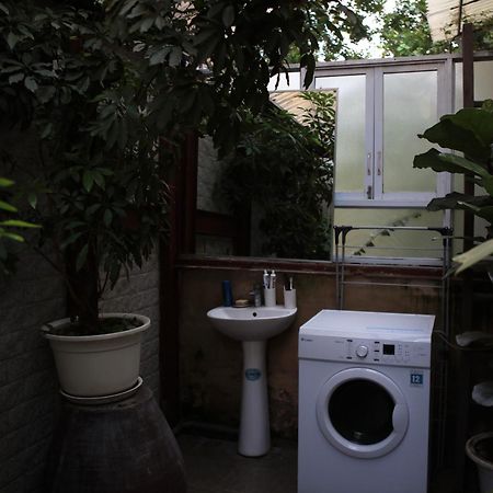 The First Ba Trieu Ha Noi Bed & Breakfast Hanoi Eksteriør bilde