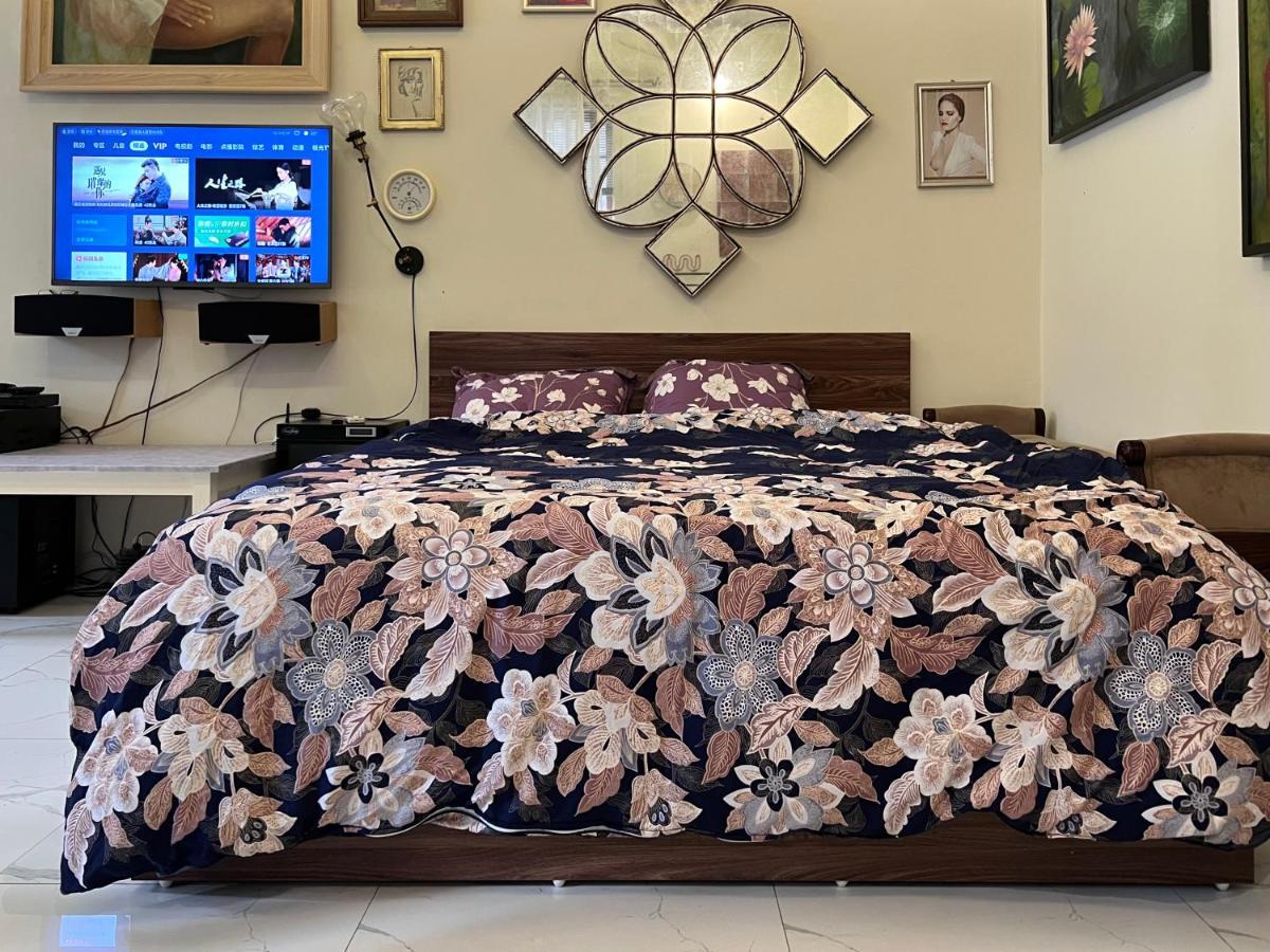 The First Ba Trieu Ha Noi Bed & Breakfast Hanoi Eksteriør bilde