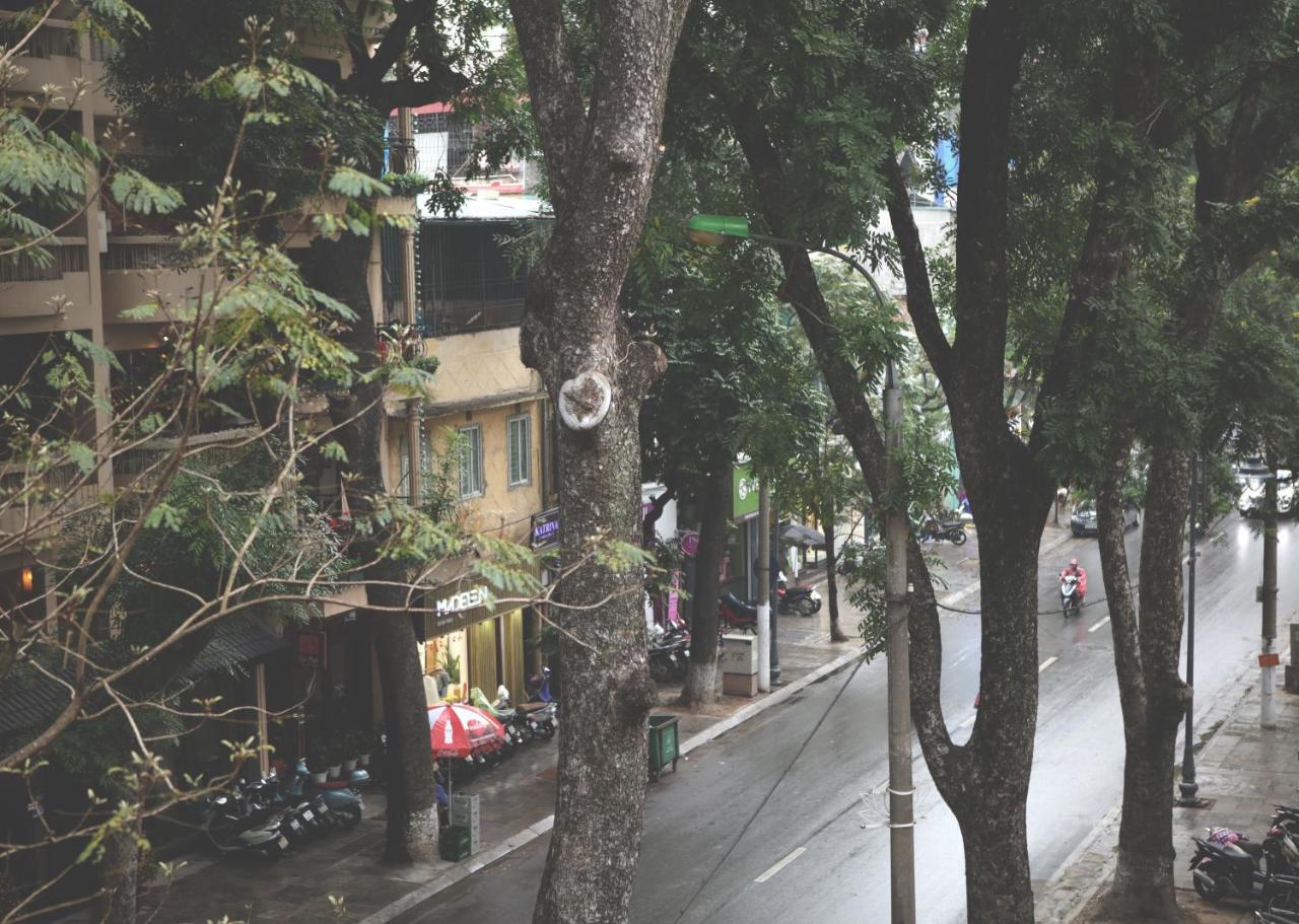 The First Ba Trieu Ha Noi Bed & Breakfast Hanoi Eksteriør bilde